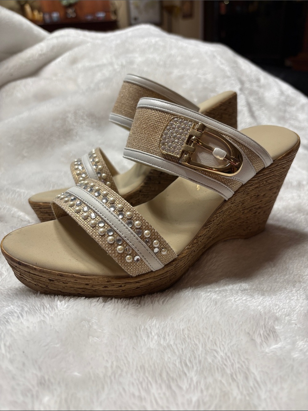 Onex Wedge Sandals